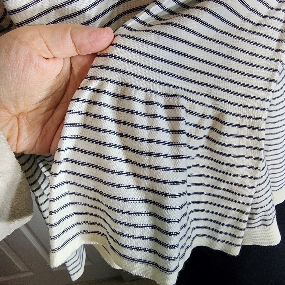Talbots embroidered 3D long sleeves beaded stripped top Size Large - Picture 13 of 13